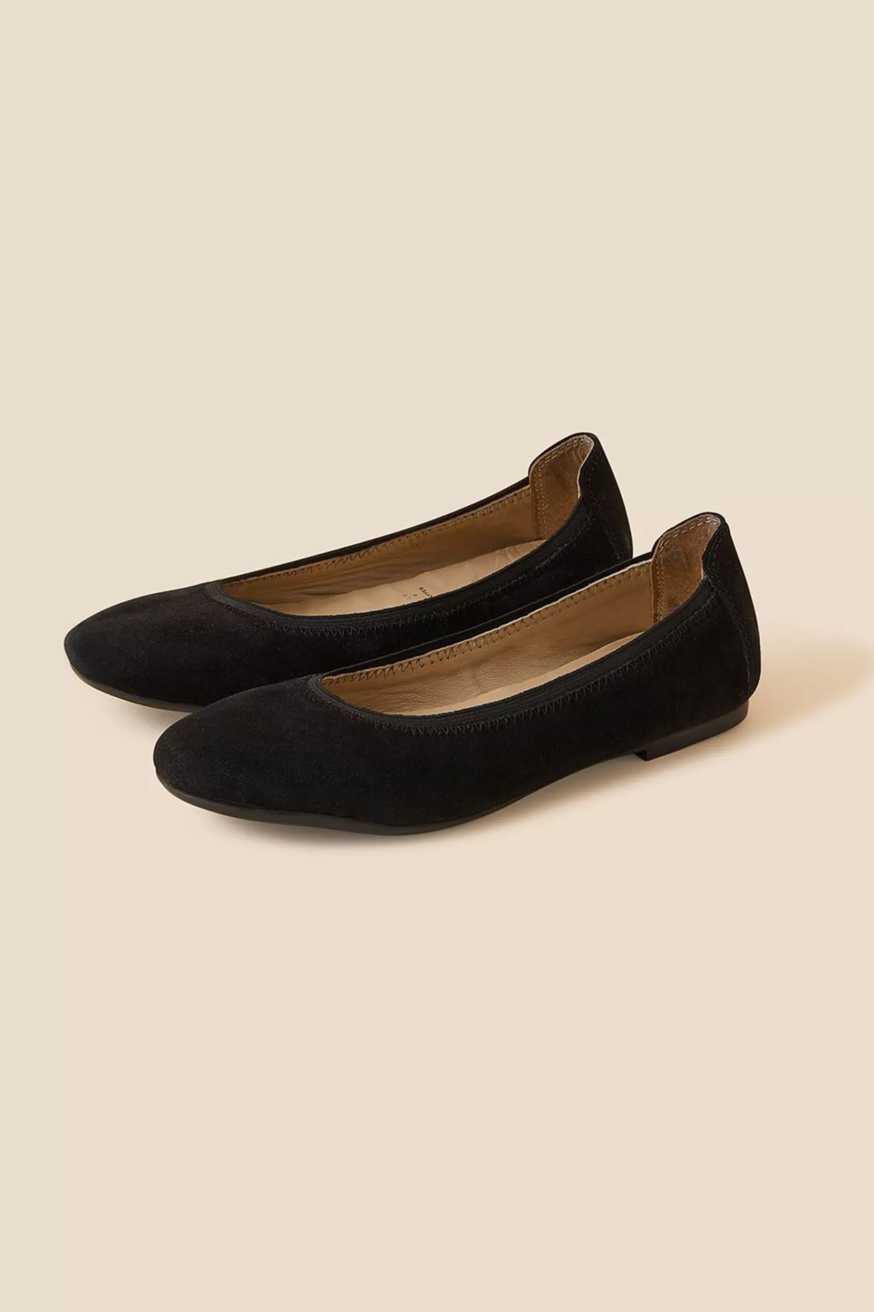 Accessorize Flat | Elastic Suede Ballerina Flats Black