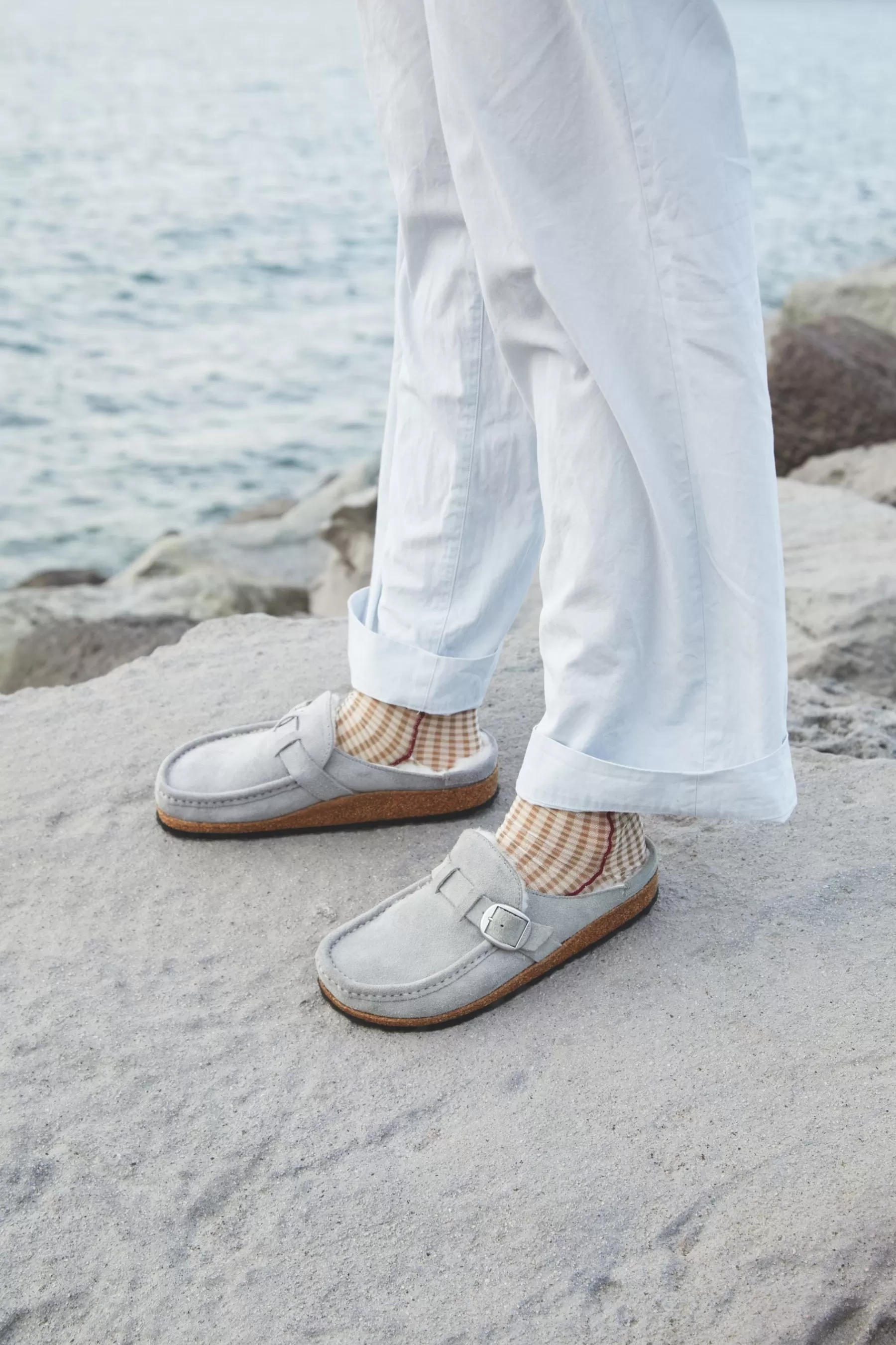 Birkenstock Flat- Buckley Suede Shearling Clogs Light Grey