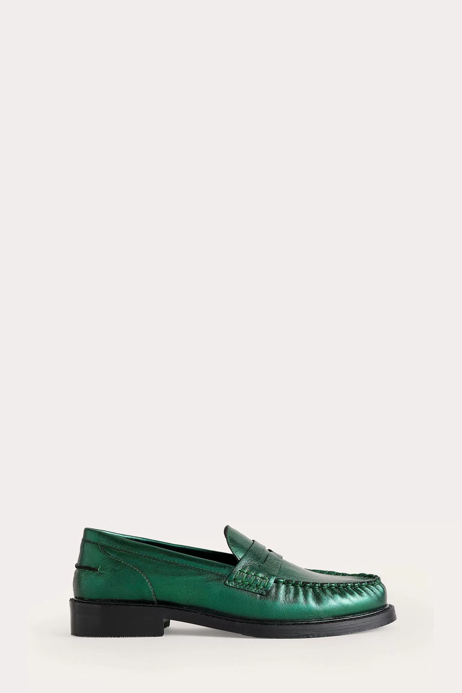 Boden Flat | Classic Moccasin Loafers Green