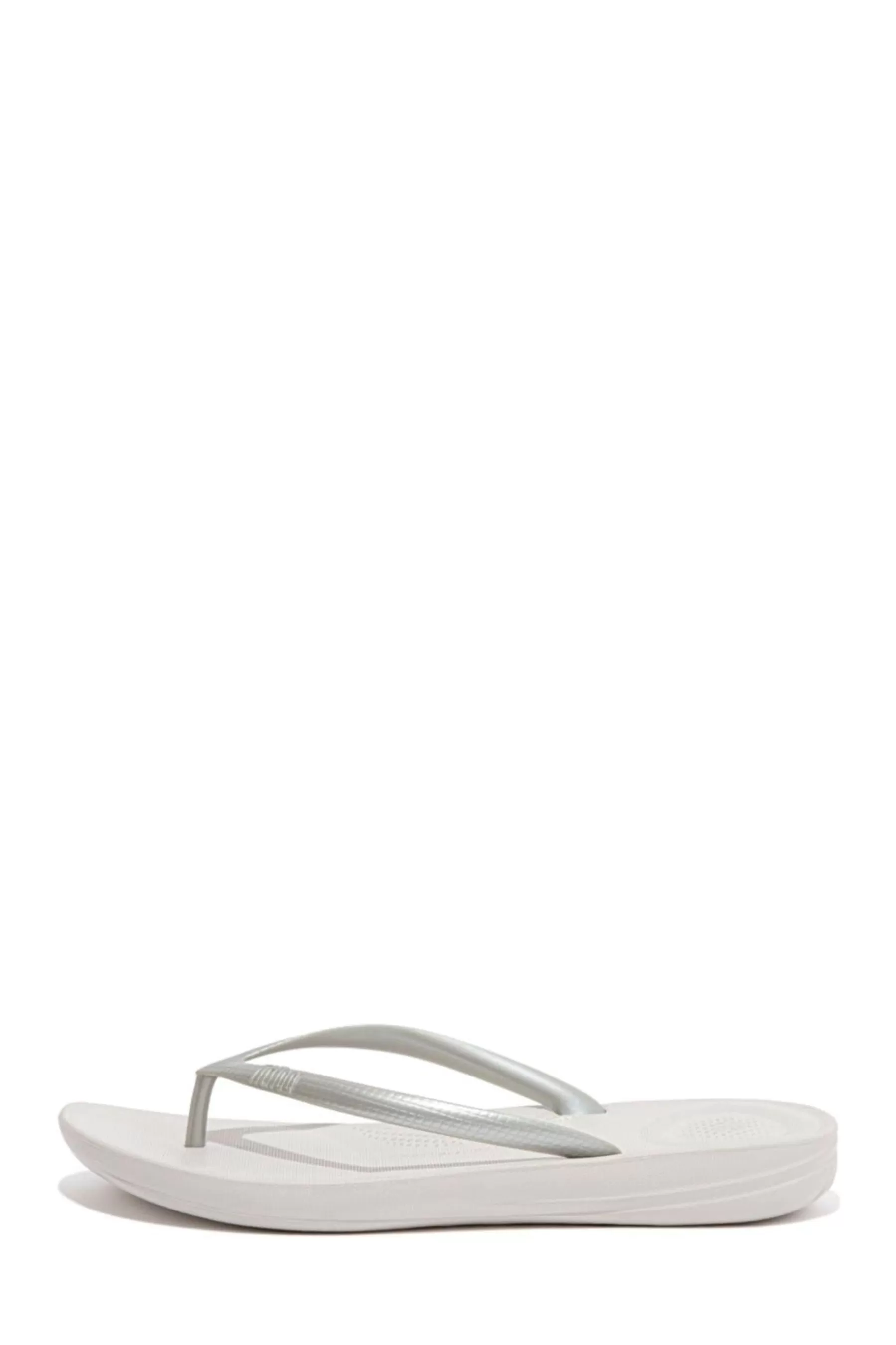 FitFlop Sandals | ™ Iqushion™ Ergonomic Flip Flop Silver