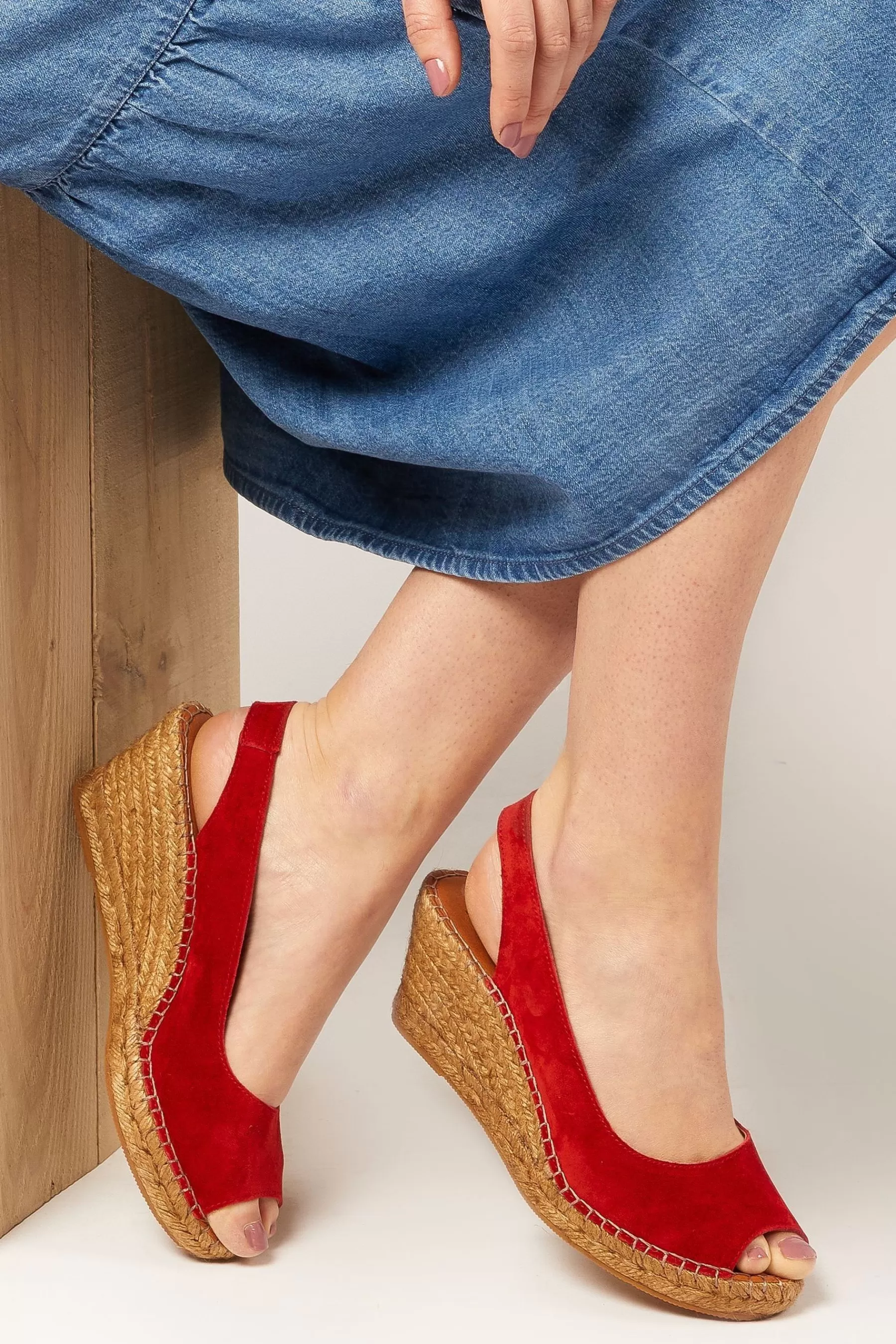 Jones Bootmaker Heels | Rosanna Slingback Wedges Red