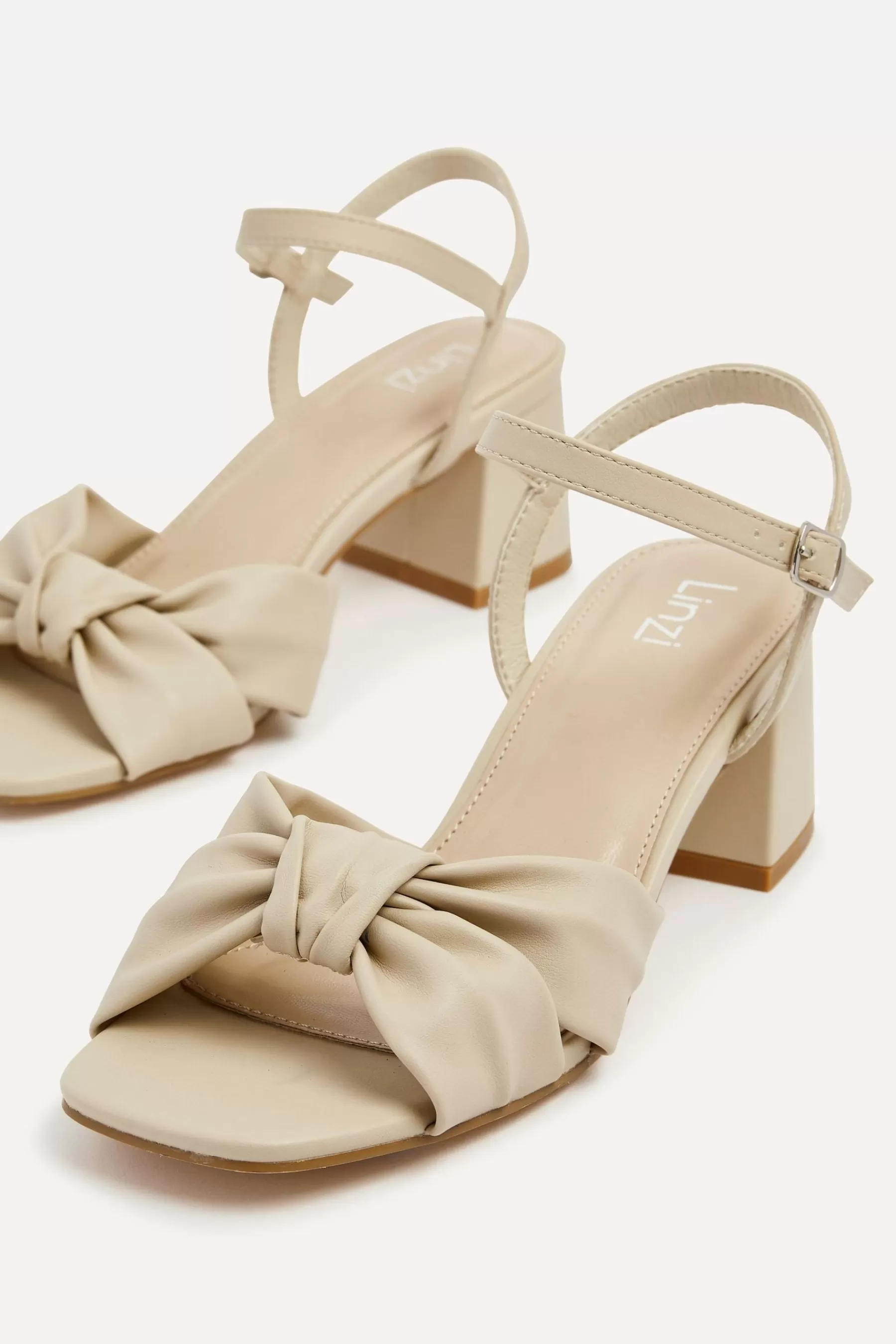 Linzi Sandals | Charlotte Block Heeled Sandals With Bow Front Detail Cream