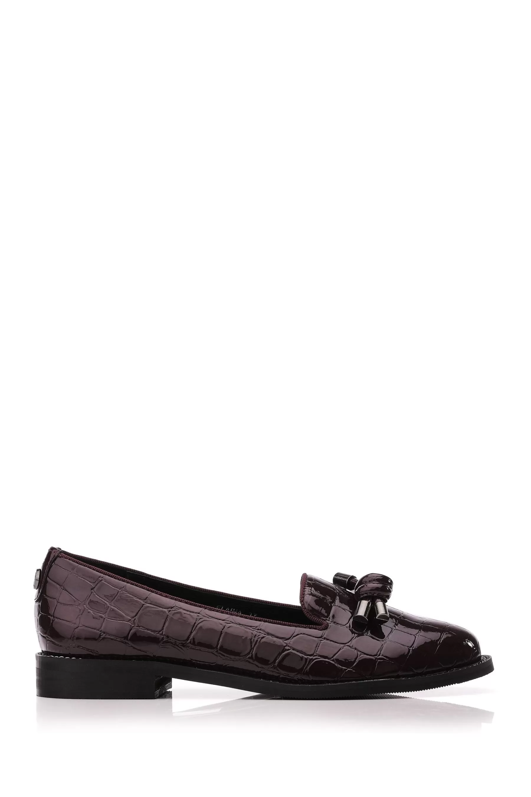 Moda in Pelle Flat | Elaina Chunky Knot Trim Clean Loafers Red