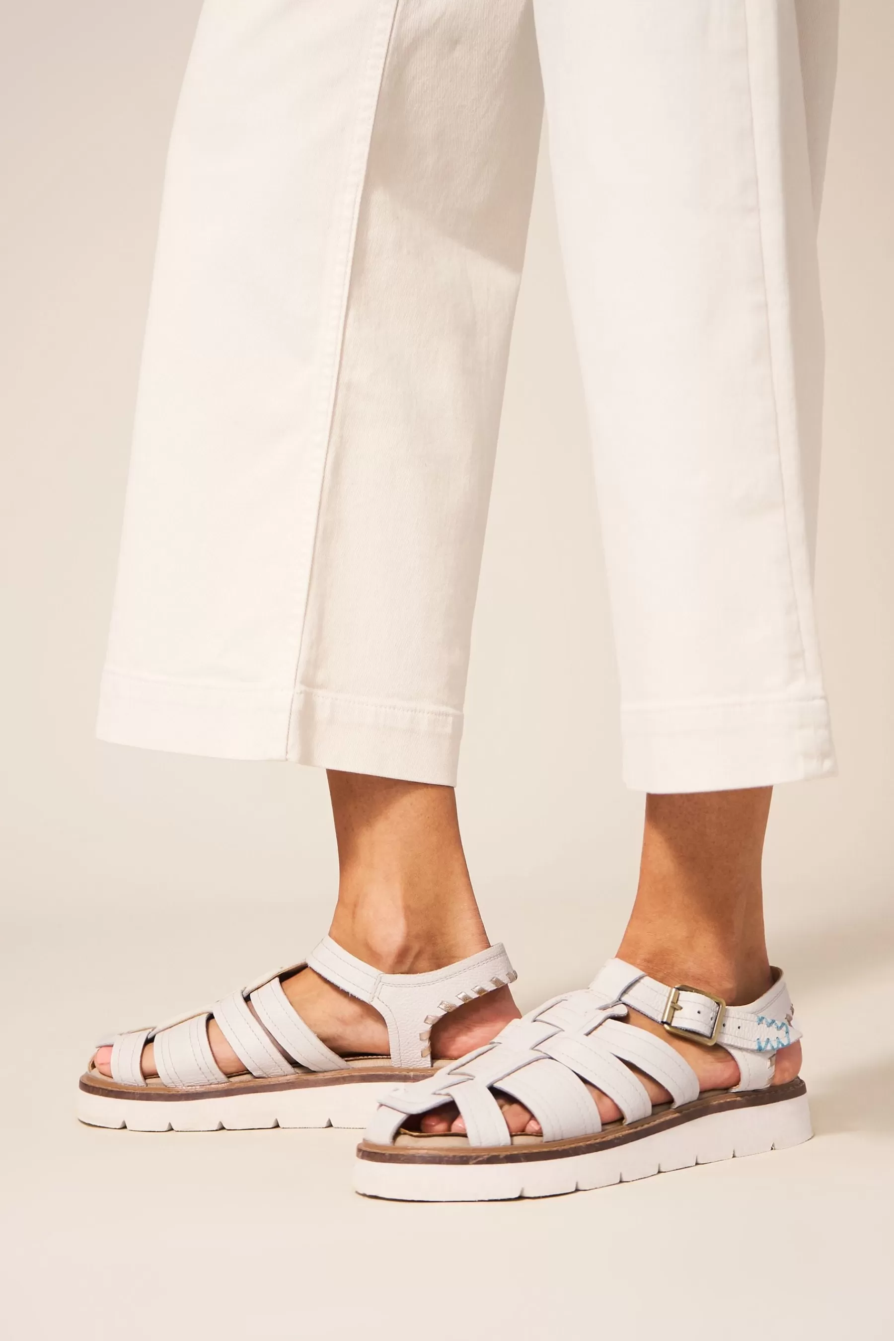 White Stuff Sandals- Chunky Fisherman Sandals Natural